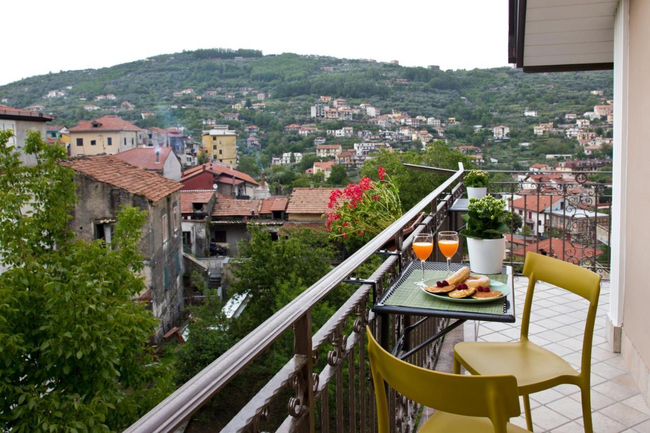 Borgo12 Panzió Pimonte Kültér fotó